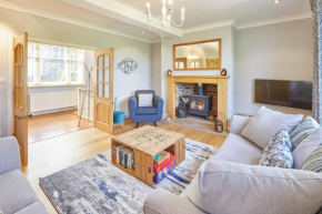Just The Place River View 3 BR Cottage in Masham